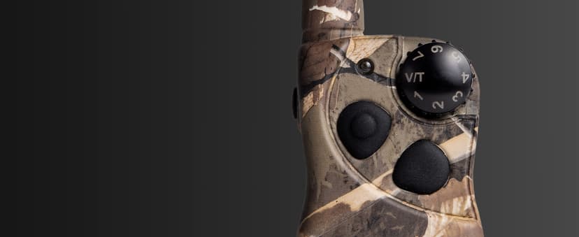 SportDOG WetlandHunter 425X Remote Trainer - Reliable Off-Leash Control - Rechargeable - Waterproof DryTek Technology - Adjustable Training Collar - Camouflage - 500-Yard Range, 1 Collar