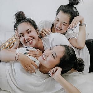 Sunflower Jewellery Friendship Necklace for 3 4 Stainless Steel Heart-Shaped Necklace/Bracelet Three Hearts Composed of Friendship Necklace/Bracelet, Gifts for Friends