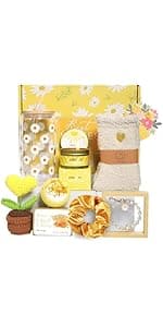 Birthday Gifts for Women, Best Friend Birthday Gifts, Gifts for Women, Happy Birthday Gifts Basket for Women, Friendship Gifts, Gifts for Friends Female Coworker Sister Mom Her Coffee Mug, Birthday