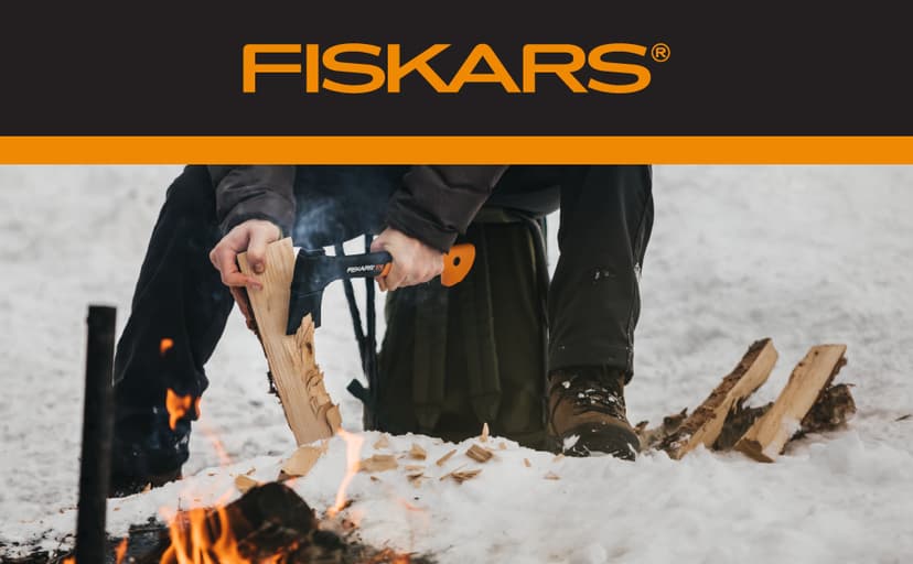 Fiskars X7 Small 14" Hatchet Axe with Sheath for Chopping Wood Kindling for Campfires, Outdoors & Camping, Insert-Molded Forged Steel Head, Low-Friction Blade, Shock Absorbing Handle & Non-Slip Grip