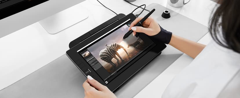 VEIKK VK1200 V2 Drawing Tablet with Screen,11.6-inch Full-Laminated Graphic Drawing Monitor,2 Battery-Free Pens with Tilt Function,6 Customizable Keys,Anti-Glare Glass(Must be Connected to PC to Work)