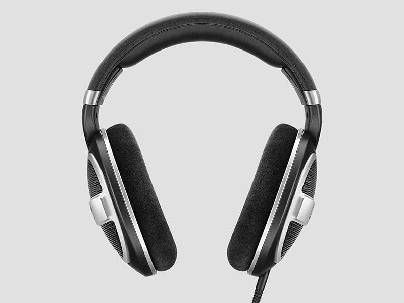 Sennheiser HD 599 SE Open-Back Headphones, Premium Design, Natural Balanced Audio, Comfortable Fit, Wired Headphones for Music, Gaming, School, Work, Black