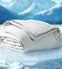 Bedsure Sage Green Throw Blanket for Couch - Checkered Fleece Blankets Gifts for Women Men Girls, Cute Soft Cozy Throw for Bedroom Home Decor Gifts, 50x60 Inches