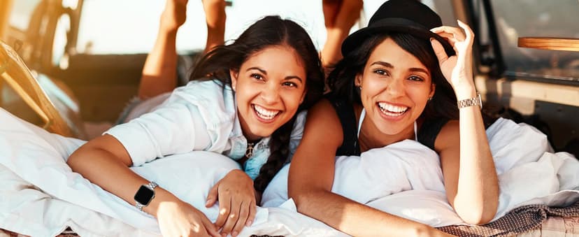 Thin Bands Compatible with Apple Watch 40mm 38mm 41mm 42mm (Series 10 11), Stainless Steel Metal Replacement Adjustable Wristband Strap for iWatch Ultra3/2/1 SE1/2/3 Series 9/8/7/6/5/4/3/2/1 Women