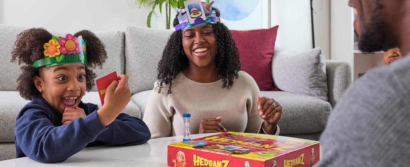Spin Master Games, Hedbanz 2023 Edition with New Cards, Picture Guessing Board Game, for Family & Kids, 2-6 Players, for Ages 6 & Up