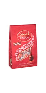 Lindt LINDOR Assorted Chocolate Candy Truffles, 15.2 oz. Bag B00UXI3PEM