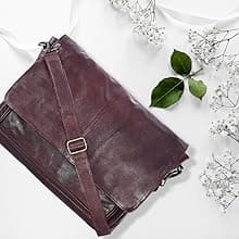 Oak Leathers Leather Messenger Bag for Men and Women - Laptop Briefcase Bag For College, Office, Adjustable Shoulder Strap