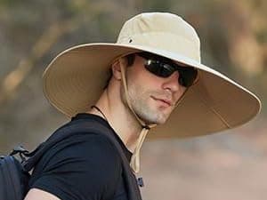 Leotruny Super Wide Brim Bucket Hat UPF50+ Waterproof Sun Hat for Fishing Hiking Camping