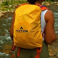 Teton Oasis/Trailrunner Hydration Backpack – Lightweight Water Pack with 2L/3L Bladder for Hiking, Running, Cycling, Biking – 2L/18L/22L Sizes – Sewn-in Rain Cover – Fits Men and Women