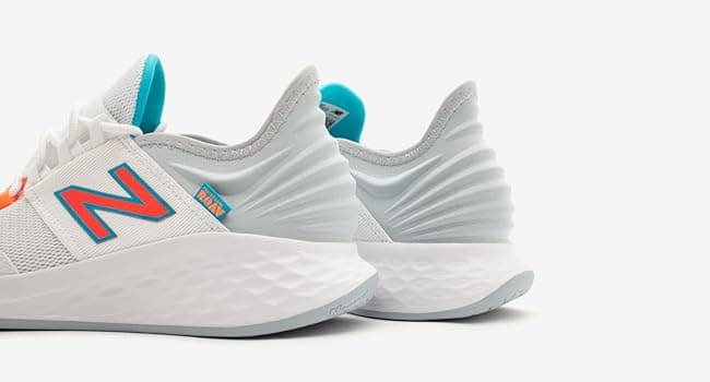 New Balance Women's Fresh Foam Roav V1 Sneaker