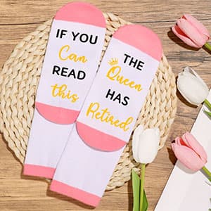 Retirement Gift for Woman 2026 Retired Gifts for Women Happy Cool Retirement Gift Basket for Women Coworker Teacher Nurse Boss Friend Mom Grandma Retirees, 20Oz Tumbler Card The Queen Has Retired Sock B0DWS42JVS