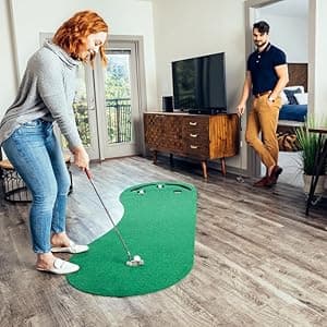 Par Three Golf Putting Green (3' x 9')