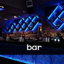 Electric Wine Bottle Opener Automatic Wine Opener Rechargeable Electric Corkscrew with Wine Aerator,Foil Cutter,Wine Stopper,USB-C Charge Cable, Wine Gifts For Women Wine Lovers(Silver)