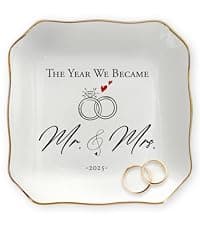 OASSIE Wedding Gifts for Couple 2025 - Mr & Mrs 4"x4" Ceramic Jewelry Dish Tray - Bridal Shower Gifts for Women, Marriage Gift Ideas, Anniversary Engagement Gifts for Couples, Jewelry Holder Dish