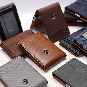 BULLIANT Men Wallet, Slim Leather Wallet Front Pocket Card Holder Gift For Men 11 Slots RFID Blocking