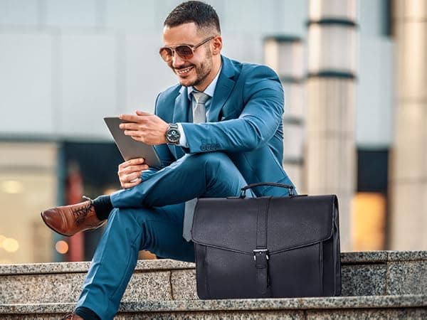 ESTARER Men's Leather Briefcase 15.6 Inch Laptop Computer Bag for Office/Business/Travel, Large Satchel Professional Pu Leather Messenger Shoulder Bag, Black