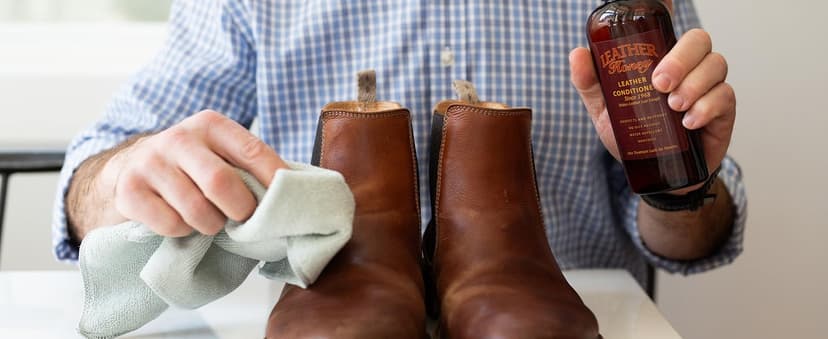 Leather Honey Leather Cleaner: Non-Toxic Leather Care Made in the USA Since 1968. Deep Cleans Leather, Faux & Vinyl - Couches, Car Seats, Purses, Tack, Shoes & Bags. Safe Any Colors & White Leather