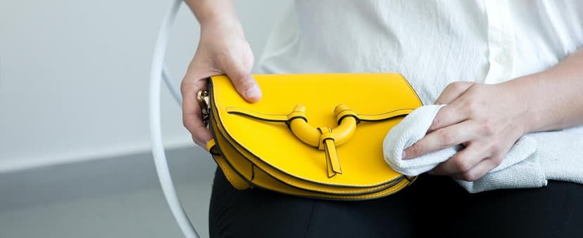 Leather Honey Leather Cleaner: Non-Toxic Leather Care Made in the USA Since 1968. Deep Cleans Leather, Faux & Vinyl - Couches, Car Seats, Purses, Tack, Shoes & Bags. Safe Any Colors & White Leather