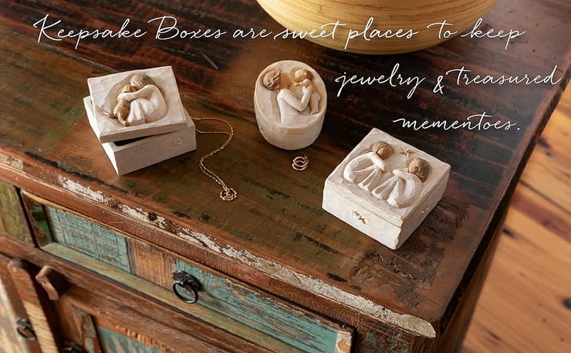 Willow Tree Grandmother, Love that Transcends the Years, Box for Jewelry and Treasures, Reminder of Those you Love who Call you Grandma, Sculpted Hand-Painted Keepsake Box