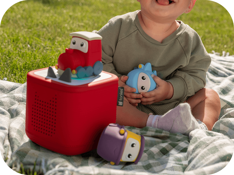 Toniebox 2 My First Farm Bundle for Kids 1+ with Soft and Squeezable Cow, Horse, and Pig - Sunset Red B0FJ2ZY48J