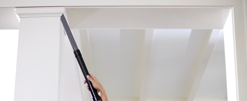 Bissell 2252 CleanView Swivel Upright Bagless Vacuum with Swivel Steering, Powerful Pet Hair Pick Up, Specialized Pet Tools, Large Capacity Dirt Tank, Easy Empty