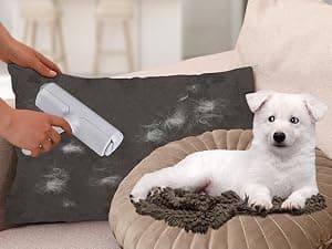 ChomChom Roller Pet Hair Remover – Original Size Reusable Lint Roller for Cat & Dog Hair on Furniture, Couch, Carpet, Car, Rugs & Bedding – Portable, Eco-Friendly (White) B00BAGTNAQ