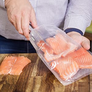 Vacuum Sealer Bags,Heavy Duty Pre-Cut Design Commercial Grade 4x6 Inch Food Sealable Bag for Heat Seal Food Storage, Seal Bag Boilsafe to 280°F Freezable, Resizable,Reuseable (100Pcs)