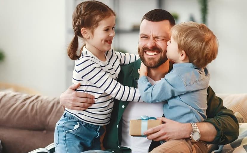 Aesnefe Pocket Hug Token Inspirational Reminder Gifts Mental Health Thinking of You Gift Self Love with PU Leather Keychain