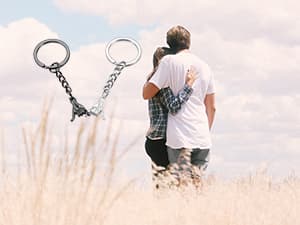 Pinky Promise Gift Matching Couple Gifts Valentines Day Gifts for Him Her Boyfriend Girlfriend Best Friend Matching Keychains for Couples Wife Husband One Year Anniversary Christmas Birthday Gifts