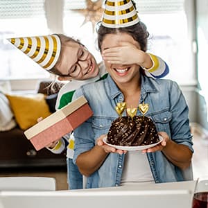 POWER WING Mom Necklace for Women Mom I Love You to The Moon and Back Moon Star Pendant Necklace Birthday Presents for Mom Mothers Gifts from Daughter Son