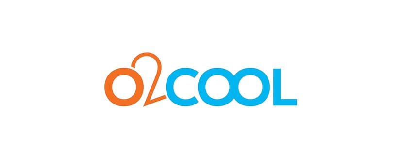 O2COOL Pool & Spa Valet, Adjustable Pool & Patio Towel Holder with Weighted Base, Outdoor Towel Bar, Poolside Table, Bronze