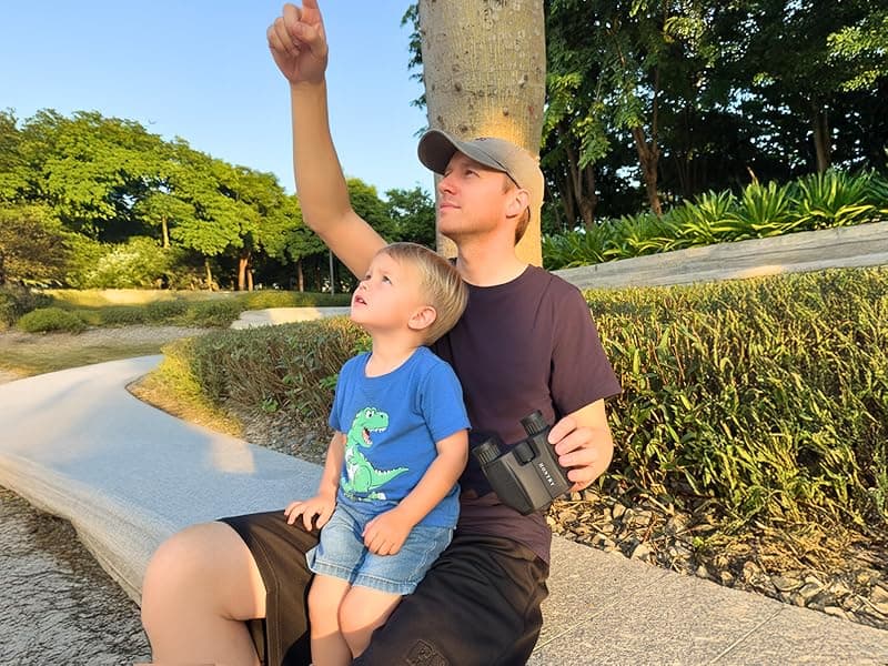 Hontry Binoculars for Adults and Kids, 10x25 Compact Binoculars for Bird Watching, Theater and Concerts, Hunting and Sport Games