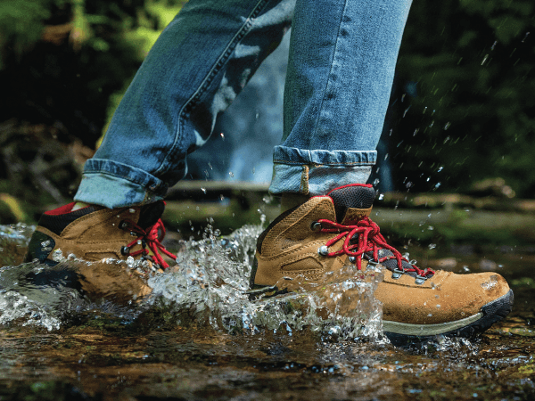 Columbia womens Newton Ridge Plus Waterproof Amped