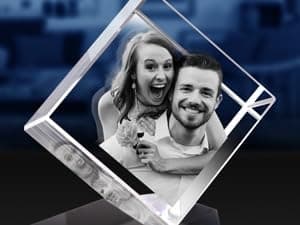 3D Crystal Photo, Christmas Personalized Gift,Customized Gifts for Wife, Women, Him, Her, Dad and Mom. Custom Picture Gifts for Christmas, Father's Day, Birthday, Wedding, Anniversary, Memorial, Picture Gift for Pet Lovers.