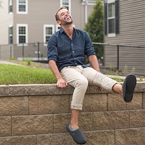 RockDove Men's Original Two-Tone Memory Foam Slipper