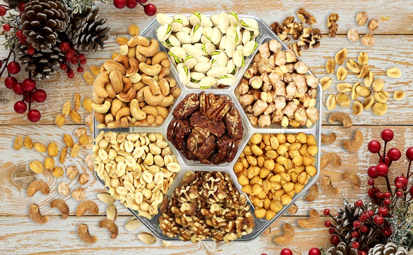 Christmas Nuts Gift Basket for Holiday Season, Premium Mixed Nut Assortment Gift Gourmet Snack Food Present Box, Christmas Gift Basket for Family (7 Sectional)