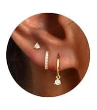 Freekiss Gold Pendant Necklace for Women, Dainty Diamond Necklaces for Women Simple 14K Gold Plated Paperclip Choker Necklaces Cute Minimalist Open Oval Necklaces Gold Jewelry for Women Gifts