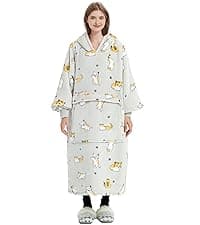 KFUBUO Wearable Blanket Hoodie for Adults Sherpa All Patterns Oversized Sweatshirt Blanket with Pockets Cute Birthday Gifts for Sister Strawberry