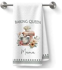 Baker Mama Towel with Quote: Baking Queen Mama. Set of 1. Baking Mama Gifts Baker Kitchen Towel, Gift for Mom Loves to Bake B0HCR77M1L