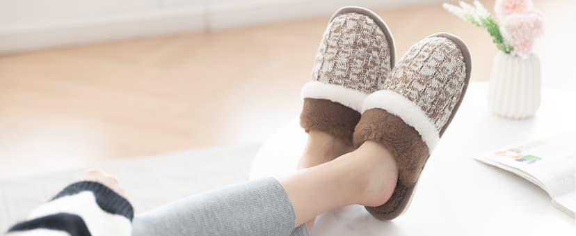 Cozy Slippers for Women Indoor and Outdoor Fuzzy House Shoes with Memory Foam Anti-Skid Sole Gifts for Women Mom Ladies