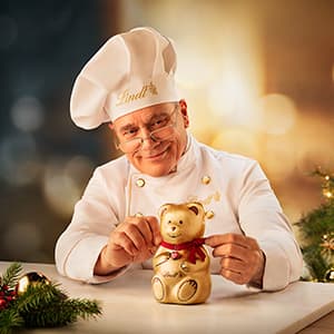 Lindt Holiday Teddy Bear Advent Calendar Assorted Chocolate Candy, 4.5 oz.