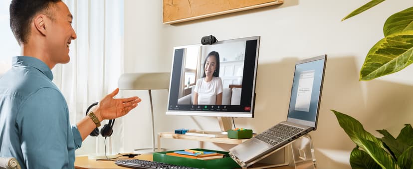 Logitech Brio 101 Full HD 1080p Webcam for Meetings, Streaming, Desktop, Laptop, PC - Built-in Mic, Shutter, Works with Zoom, Microsoft Teams, Nintendo Switch 2’s New GameChat Mode, USB-A,-Black