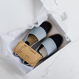 ceiba tree Kraft Blank Gift Certificates for Business 30 Pcs Black Foil Certificate Cards with Envelopes for Salon Restaurants Spa Birthday