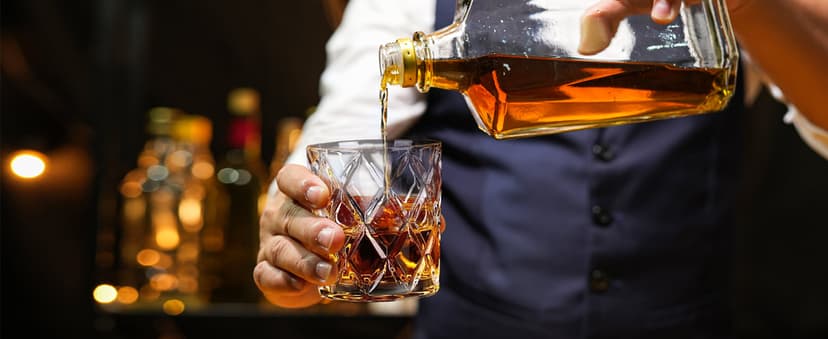 Whiskey Stones Gift Set - Bourbon Stones Gift for Men - 4 Granite Chilling Whiskey Rocks - Whiskey Glass and Stones Set - Drinking Gifts for Men Dad Husband Birthday Father's Day Groomsmen Gifts