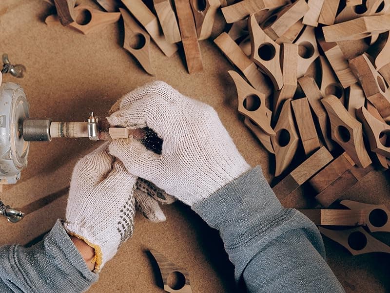 TILISMA Wooden Book Page Holder - Handmade Walnut Thumb Book Accessories - Reading Gadget to Read in Bed - Gifts for Book Lovers, Avid Readers, Bookworms, Librarians - Bookmark (Small)