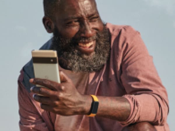 Fitbit Inspire 3 Health &-Fitness-Tracker with Stress Management, Workout Intensity, Sleep Tracking, 24/7 Heart Rate and more, Lilac Bliss/Black, One Size (S & L Bands Included)