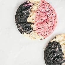 100 Cookies: The Baking Book for Every Kitchen, with Classic Cookies, Novel Treats, Brownies, Bars, and More (100 Baking Recipes for Every Kitchen) 1452180733