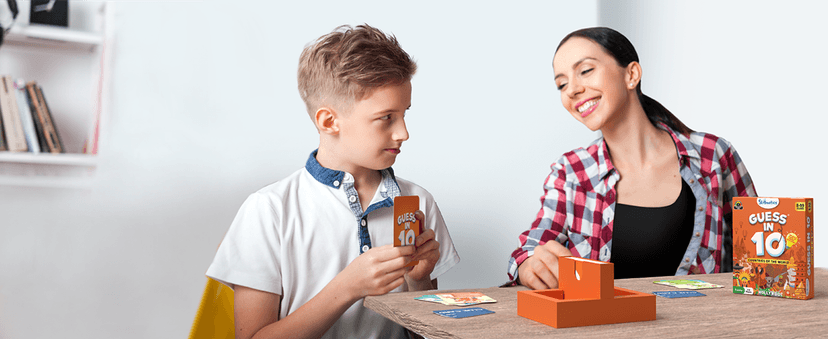 Skillmatics Guess in 10 Animal Planet, Card Game, Perfect for Boys, Girls, Kids, Teens, Adults Who Love Animals, Trivia Games, Travel Games, Screen-Free Fun, Gifts for Ages 6, 7, 8, 9, 10, and Up