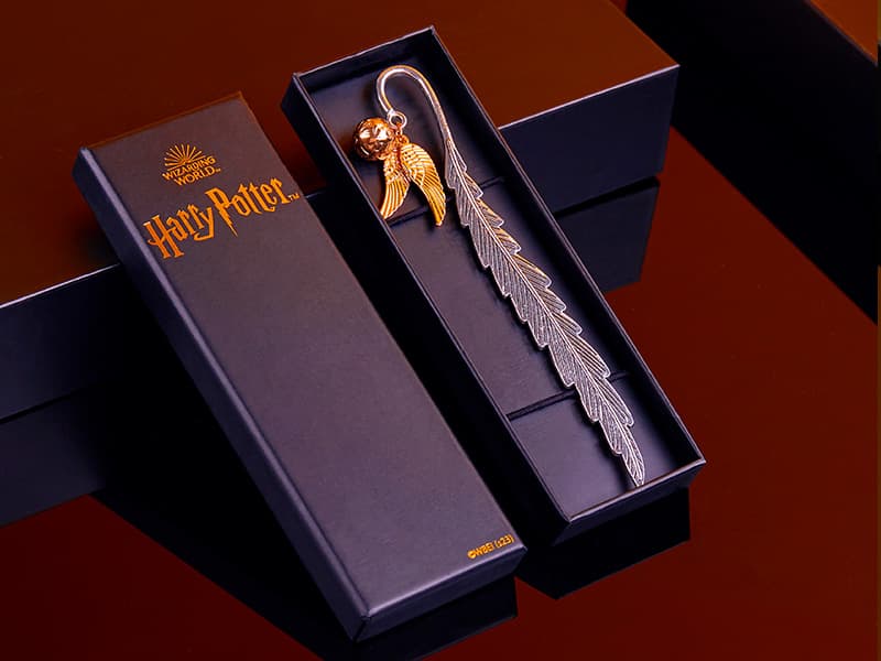 Harry Potter Metal Bookmark with Hanging Charm Golden Snitch Hogwarts Reading Gifts Book Lovers Gift Box (Golden Snitch)