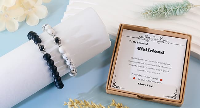 PEALICIOUS Gifts for Girlfriend, Bracelets for Girlfriend Matching Couple Bracelets with 100 Languages, Adjustable Girlfriend Birthday Gifts as BF and GF Love Bracelet Romantic Jewelry